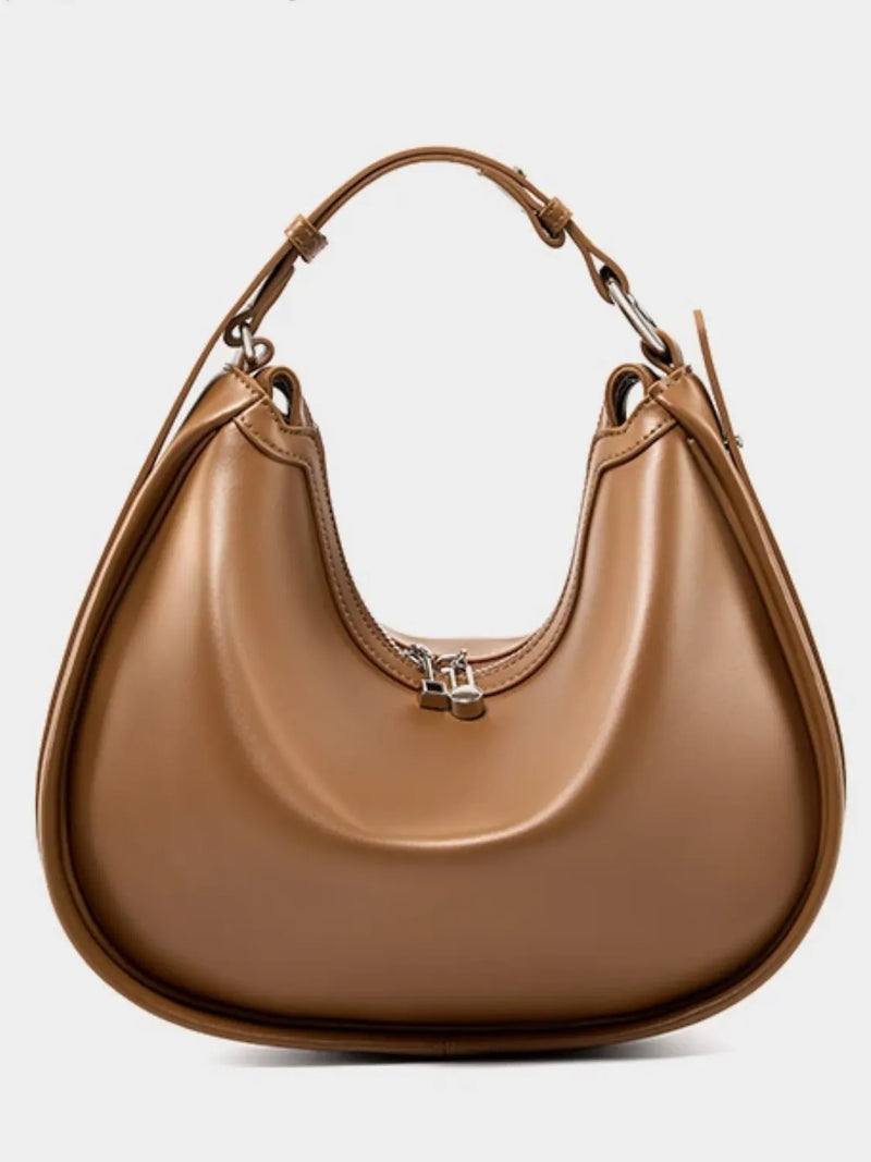 Bolsa Feminina de Ombro Meia Lua em Couro com Alça Ajustável - Luna