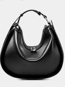 Bolsa Feminina de Ombro Meia Lua em Couro com Alça Ajustável - Luna