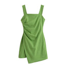 Vestido Mini Sem Costas com Zíper e Gola Quadrada